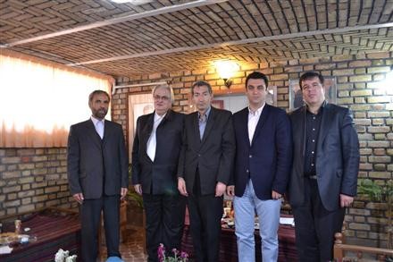 تصاویر مربوط به جلسه هیات امنای خانه موزه استاد شهریار